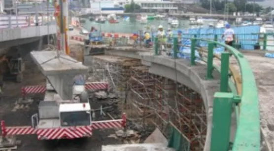 中環灣仔繞道隔膜連續牆及行車道